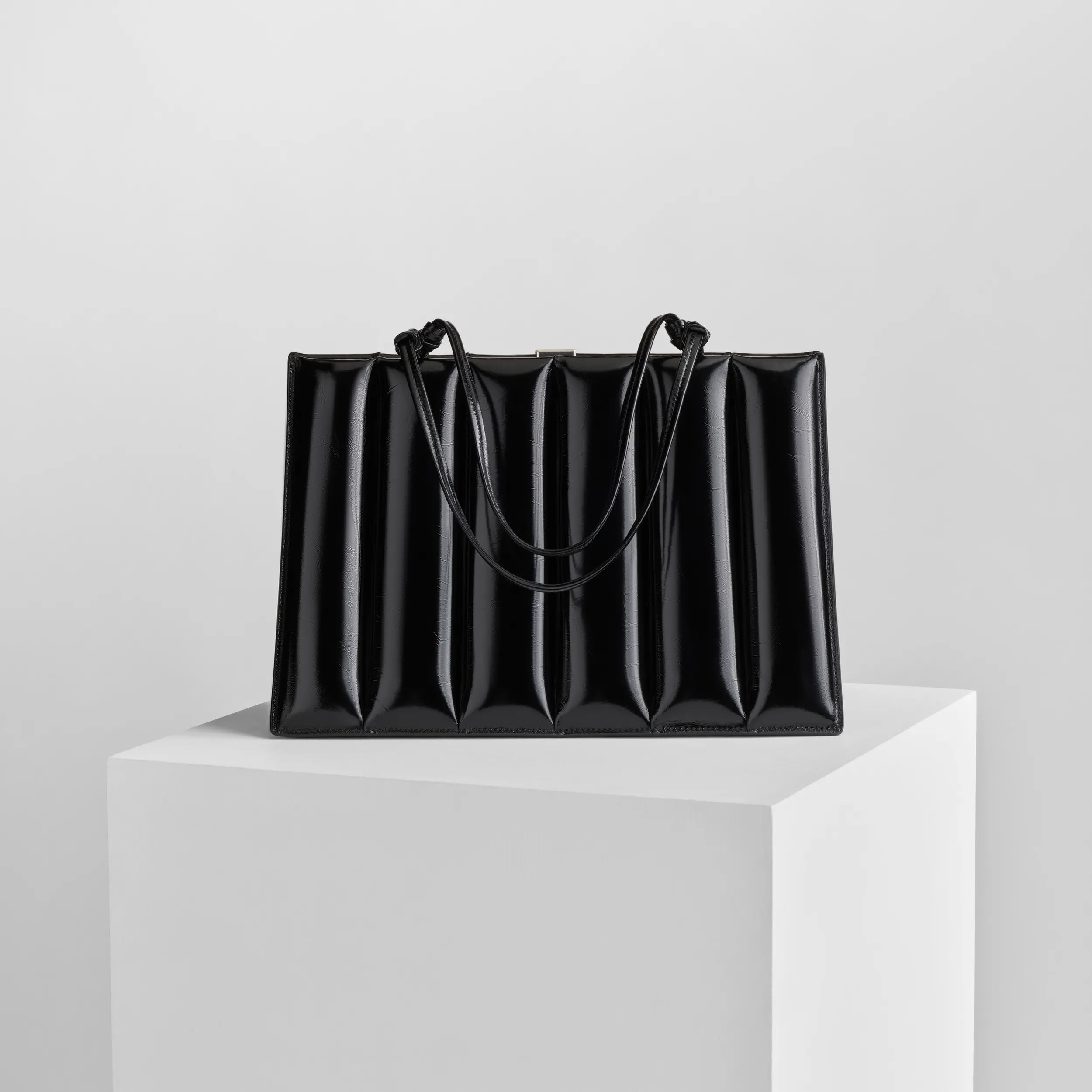 PHOEBE PHILO ブラックレザーハンドバッグ 美品 PHOEBE PHILO | GIG BAG | BLACK LEATHER