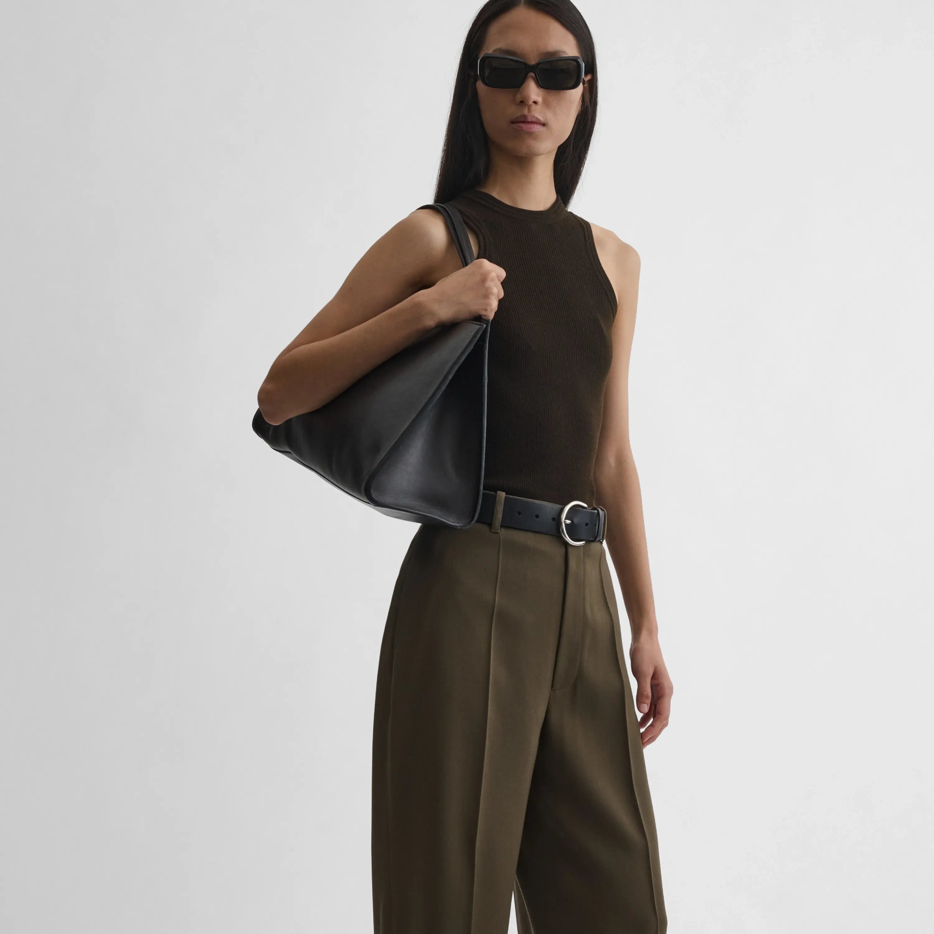 【PHOEBE PHILO】Medium Kit Cabas レザー トートバッグ PHOEBE PHILO | MEDIUM KIT CABAS | BLACK LEATHER WITH SILVER