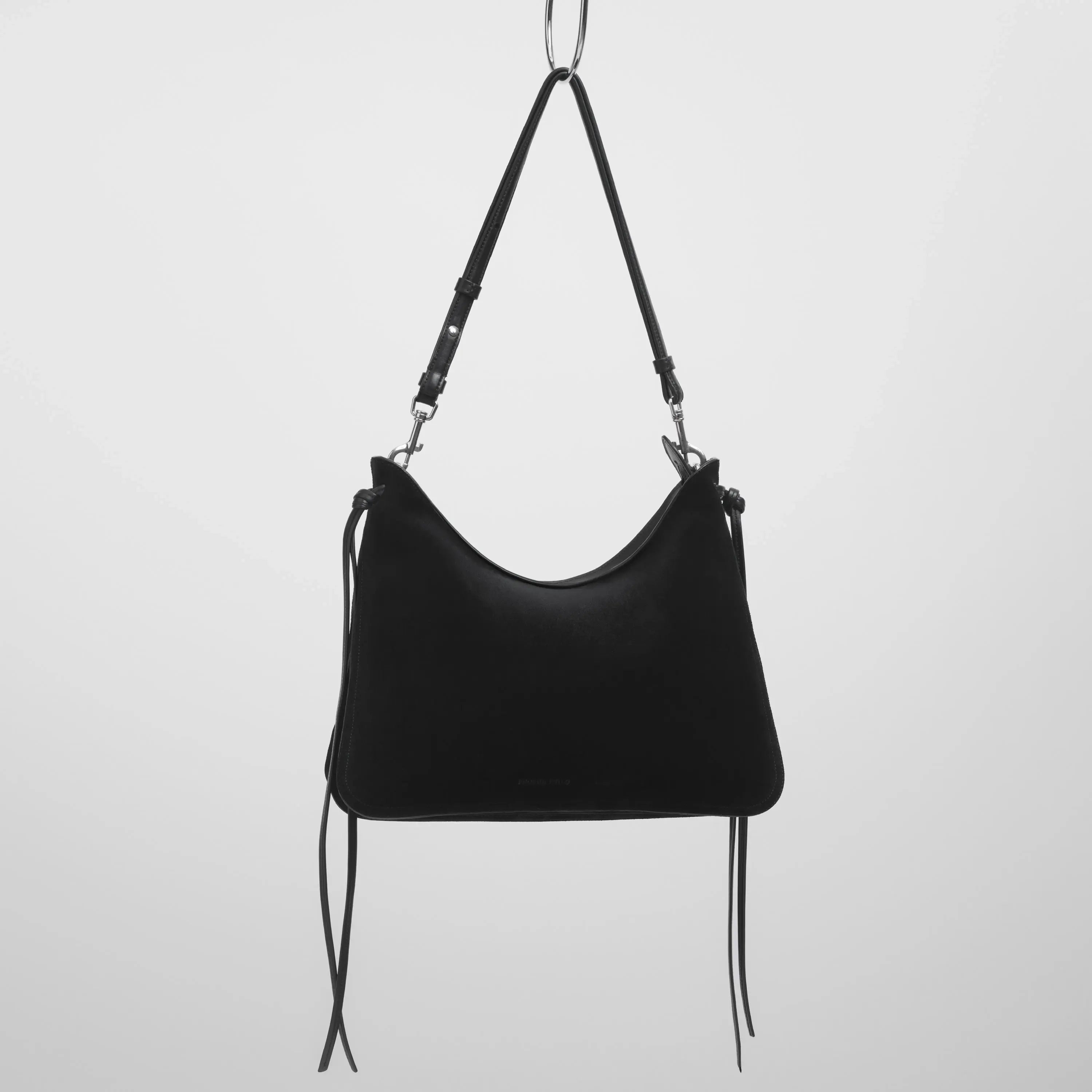 LEATHER TASSEL NAPPA BLACK W/SILVER