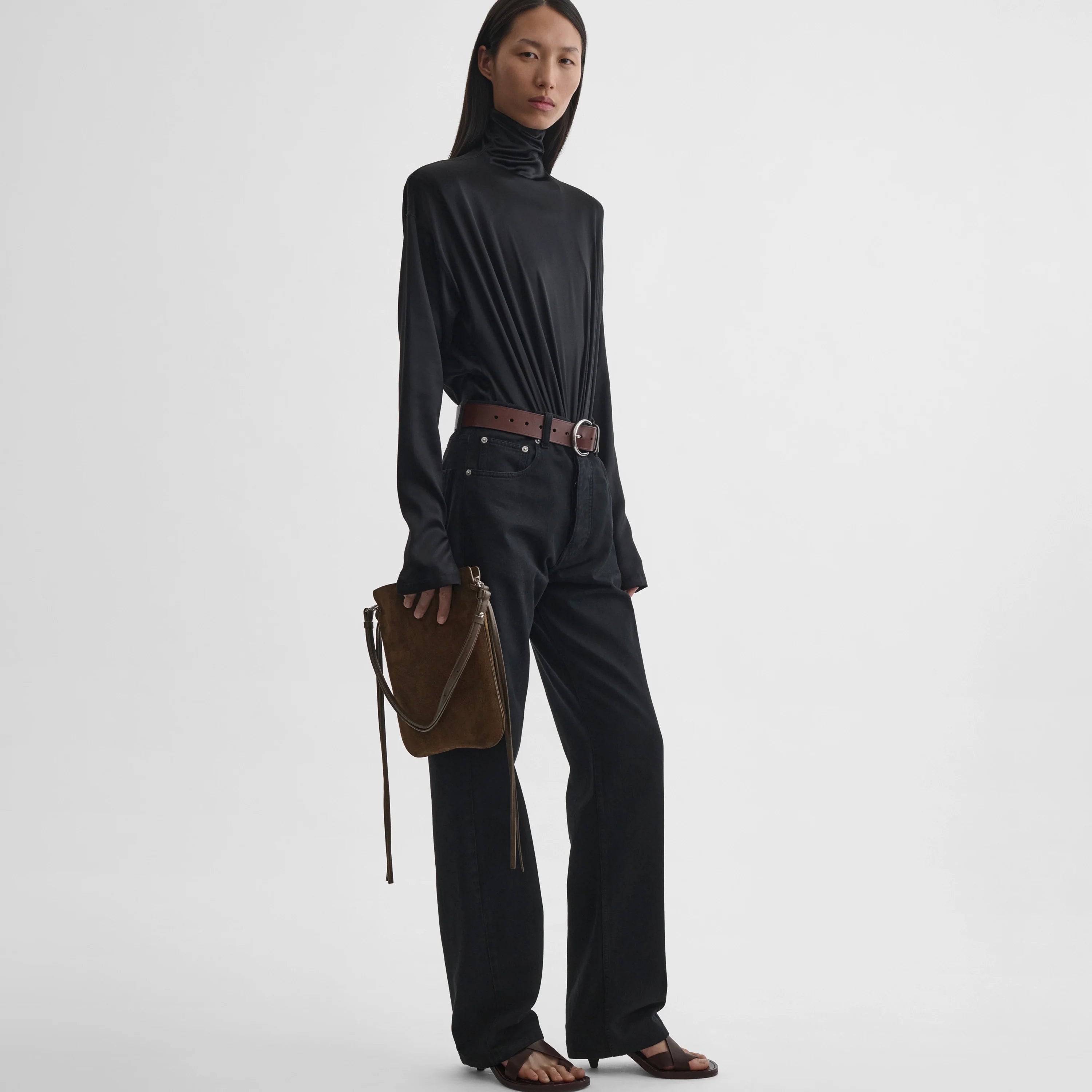 【PHOEBE PHILO】人気★Gig Pouch レザー ショルダーバッグ PHOEBE PHILO | GIG POUCH | KHAKI LEATHER