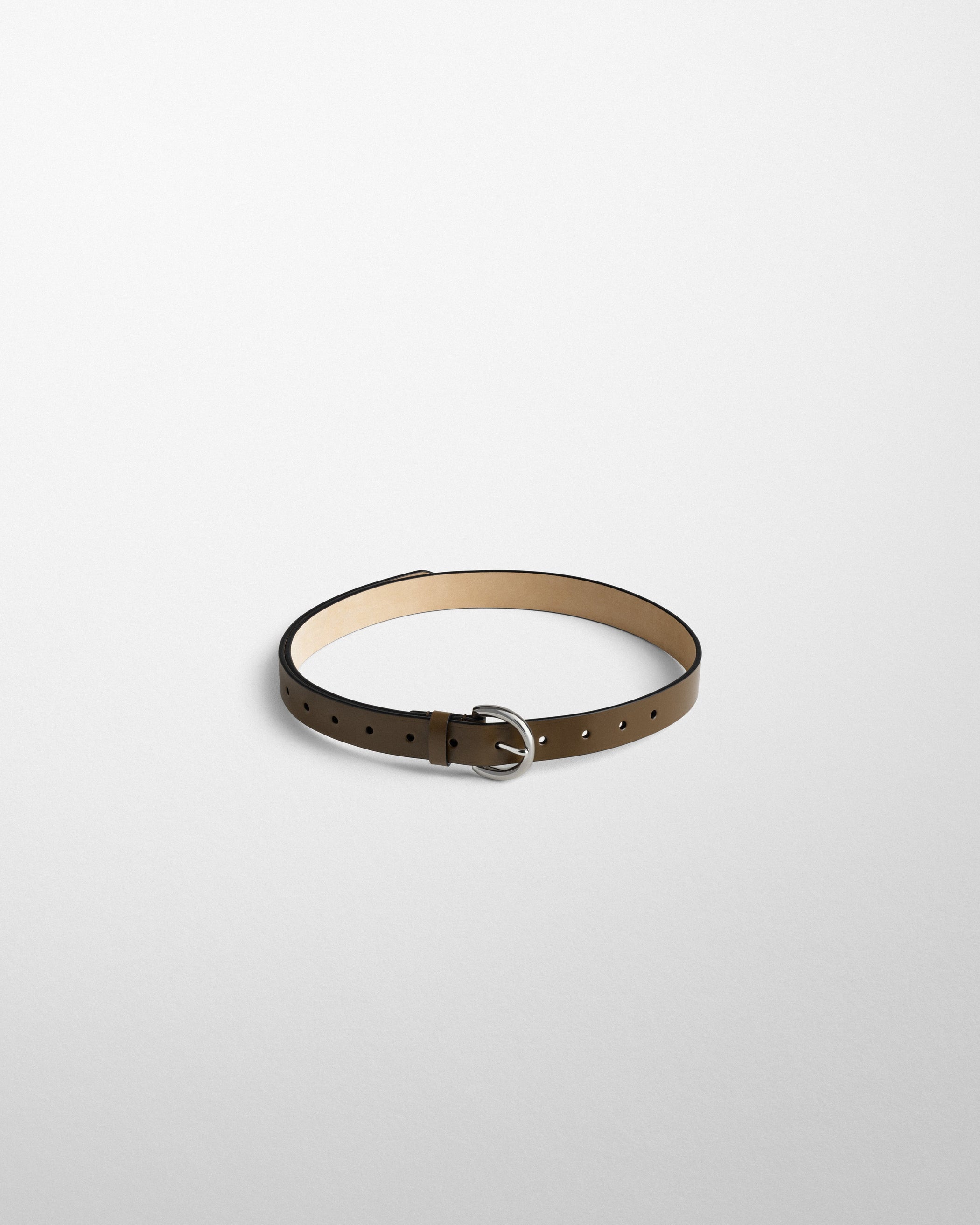 Flat view of ROUND BUCKLE BELT 25MM in cigar leather