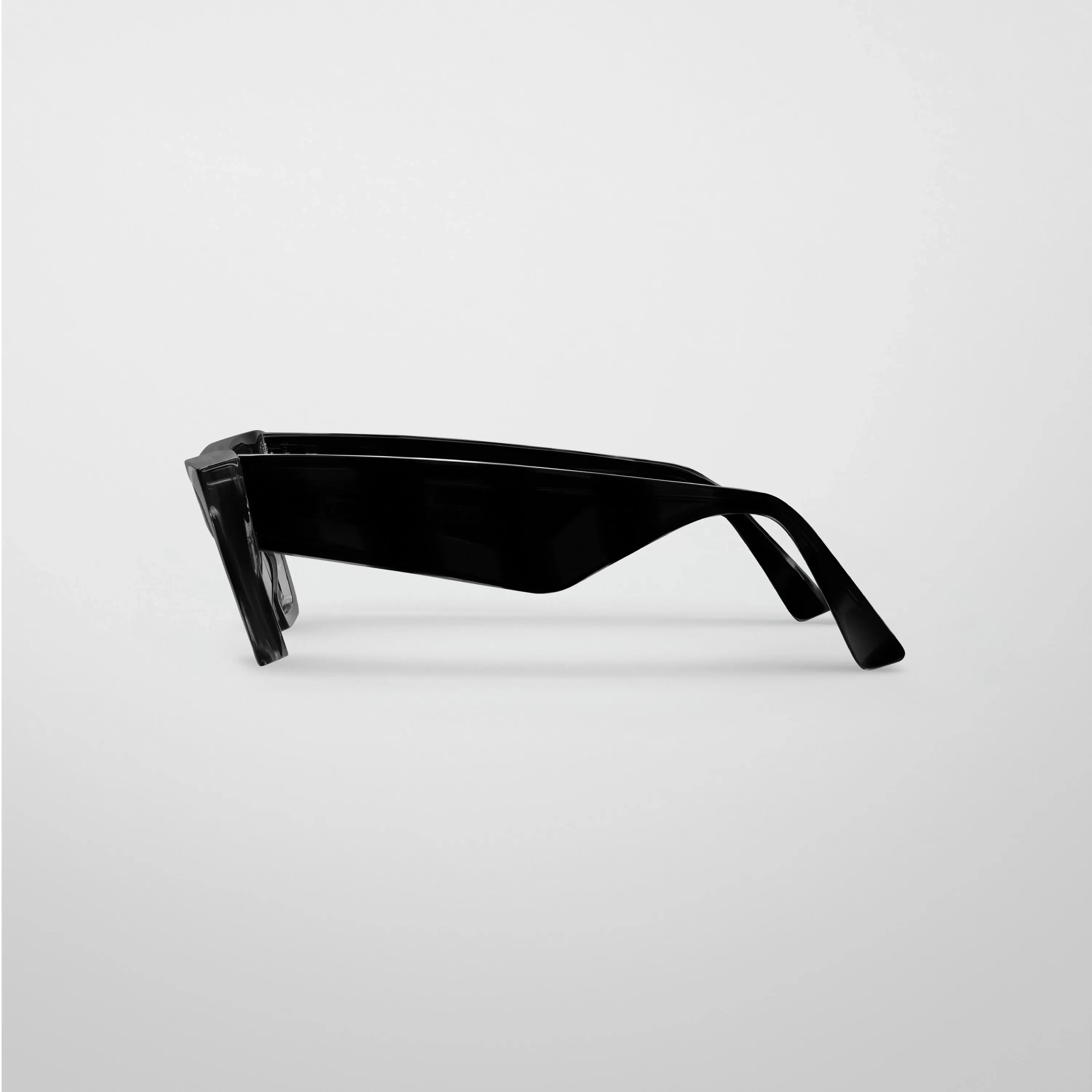 海外希少【PHOEBE PHILO】ピークサングラス ブラック PHOEBE PHILO | PEAK SUNGLASSES | BLACK ACETATE