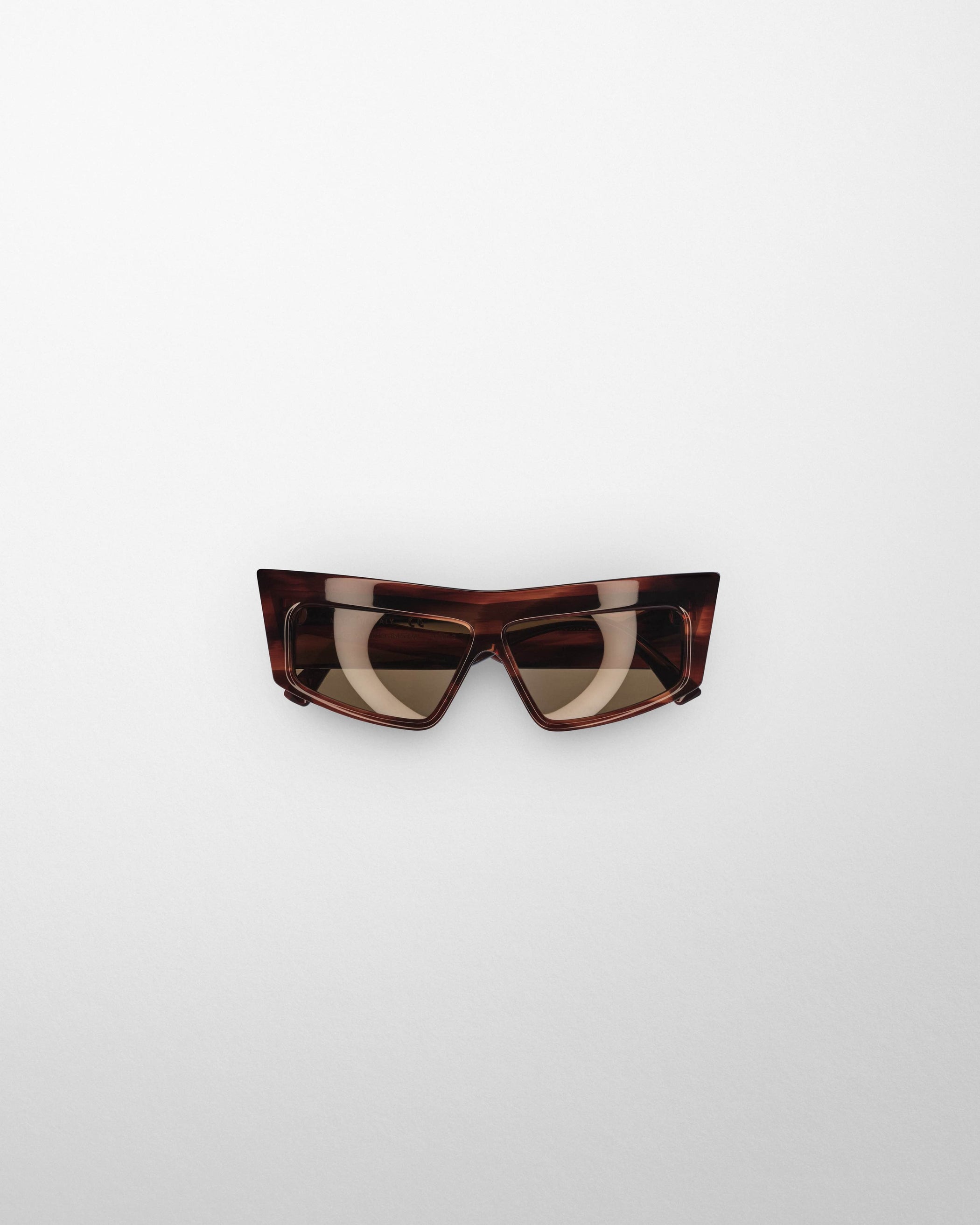 Front view of CRUISE SUNGLASSES in rawny tortoiseshell acetate