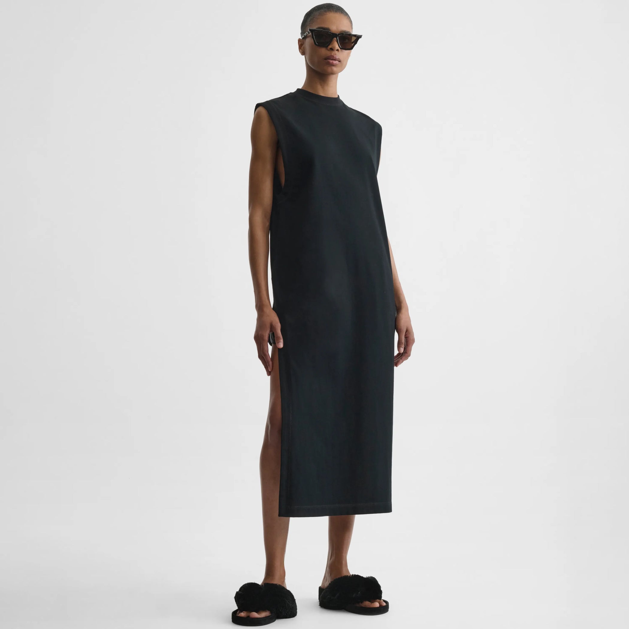 Front view of reversible train tank in black cotton