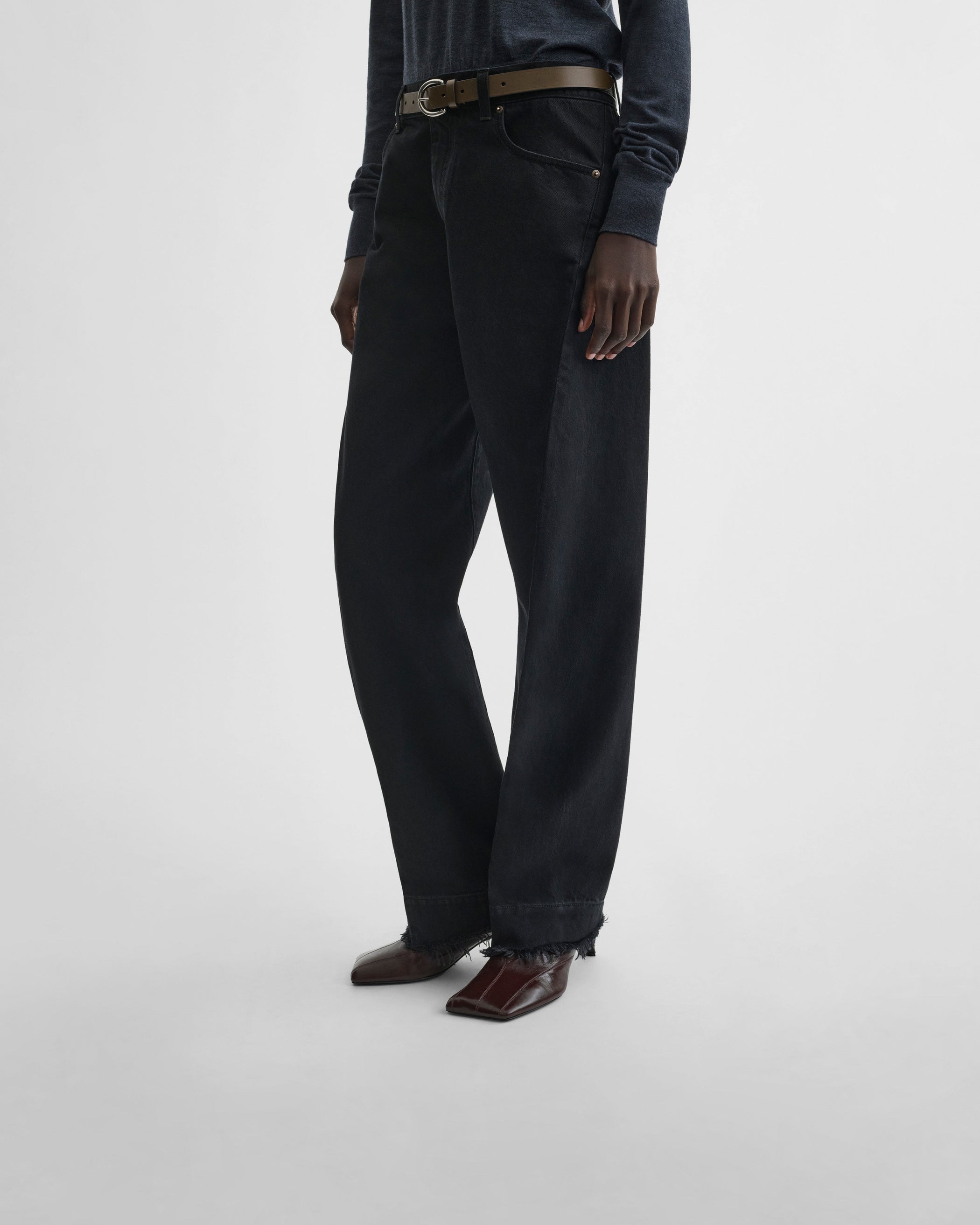 View of arch jeans in black cotton