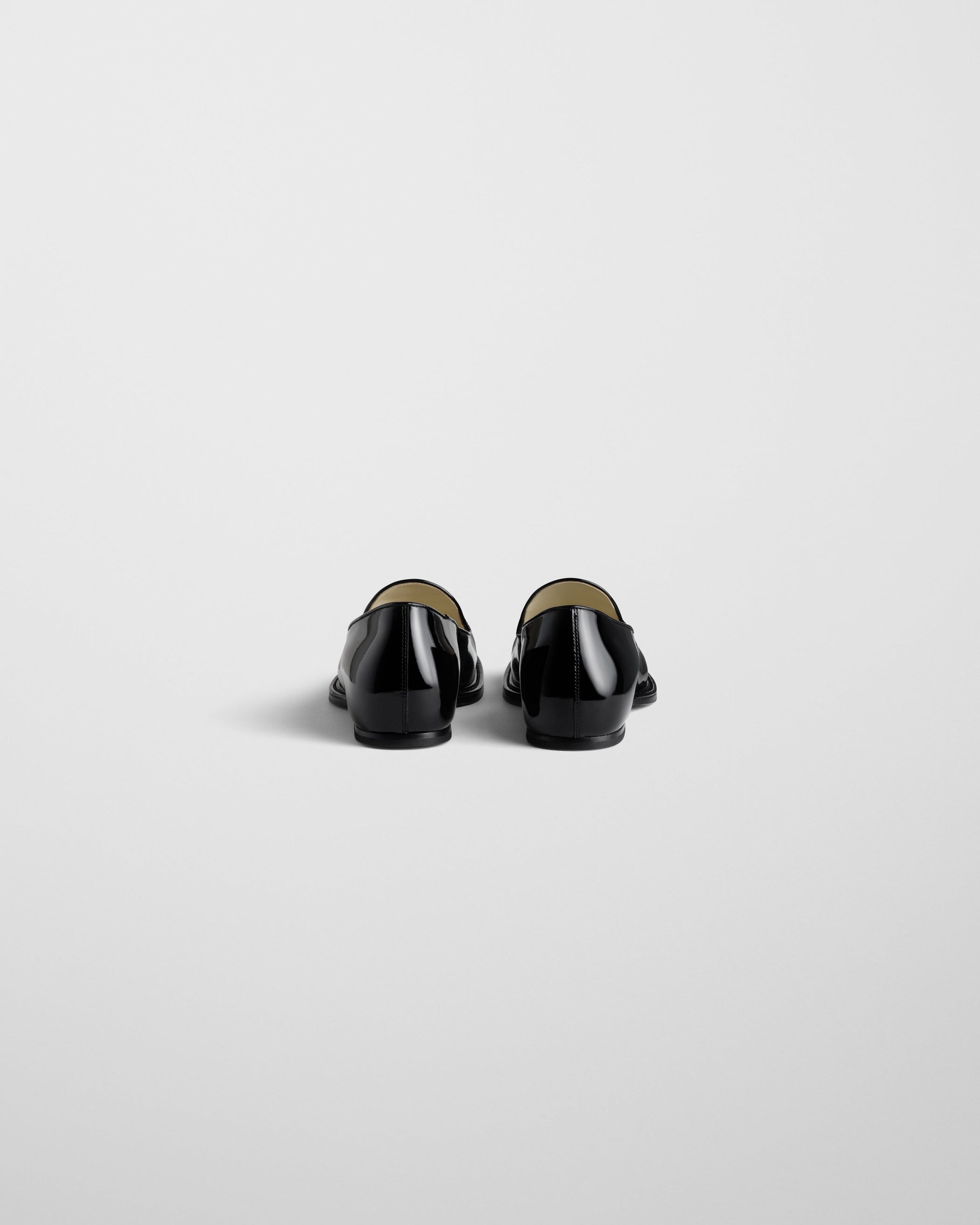 BULLNOSE SLIP ON | black leather