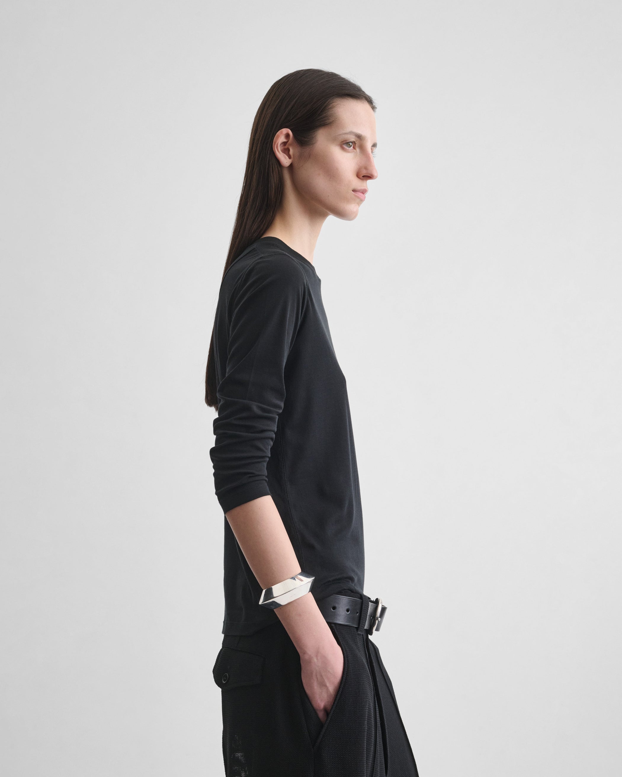 View of CROPPED SLEEVE TEE in black cotton